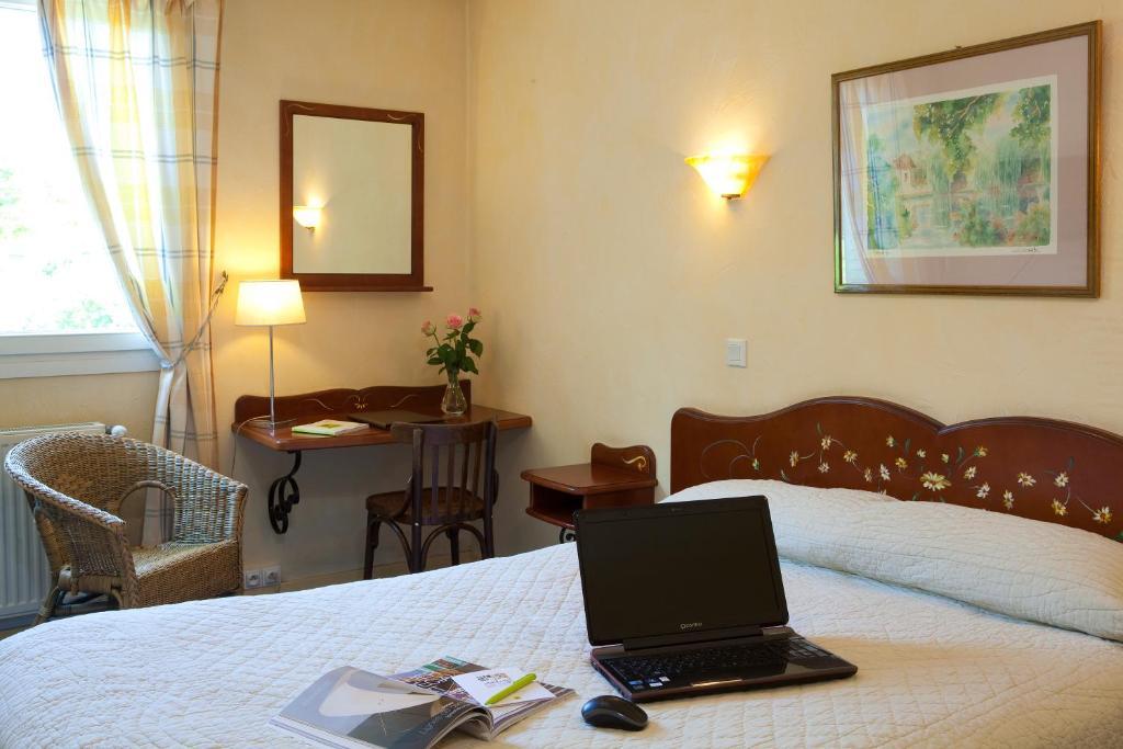 Logis Auberge Saint Simond Aix-les-Bains Værelse billede